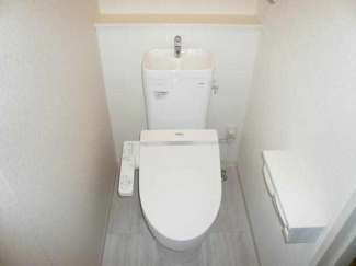 清潔で綺麗な新品トイレです。