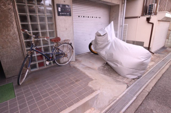 【エントランス】