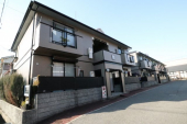 尼崎市立花町１丁目のアパートの画像