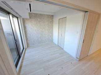 【寝室】