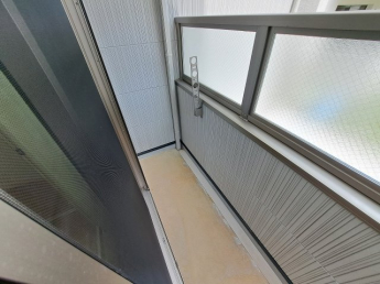 【バルコニー】