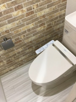 清潔感のあるトイレです