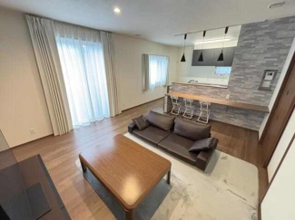湖南市若竹町　中古戸建て住宅の画像