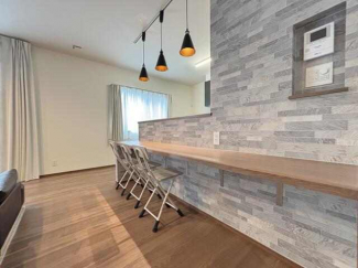 湖南市若竹町　中古戸建て住宅の画像