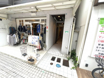 【エントランス】