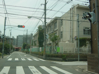 安井小学校まで400ｍ
