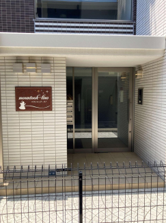 正面エンタランス
