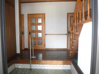 新田町１丁目中古住宅の画像