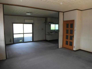 新田町１丁目中古住宅の画像