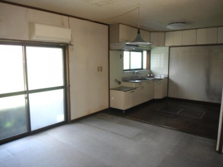 新田町１丁目中古住宅の画像