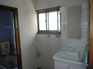 新田町１丁目中古住宅の画像