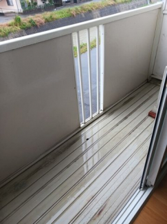 お洗濯にも便利なバルコニー付き