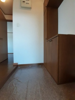 シンプルで使いやすい玄関です