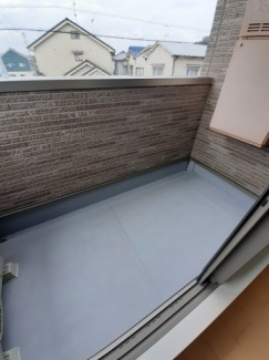 お洗濯にも便利なバルコニー付き