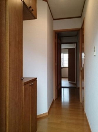 シンプルで使いやすい玄関です