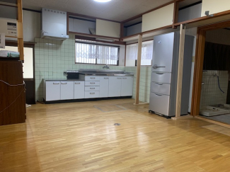 西条市周布の倉庫付きの家の画像