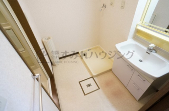 参考、同建物・同間取りの号室