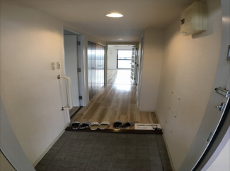 【玄関】