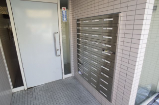 【エントランス】