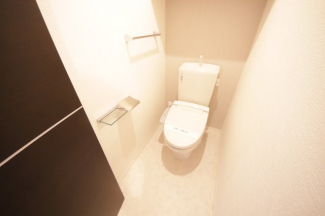 落ち着いたトイレです