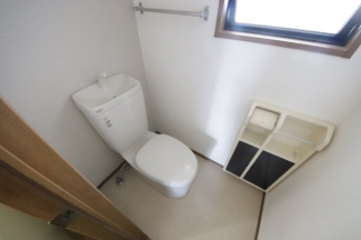 清潔感のあるトイレです