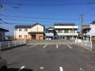 松山市久米窪田町の駐車場の画像