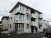 東温市志津川のアパートの画像