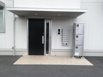 【エントランス】