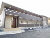 松山市高岡町のアパートの画像