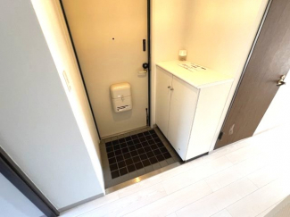 【玄関】