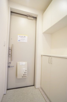 【玄関】