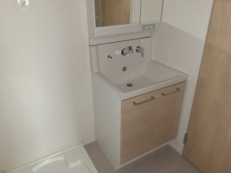 コンパクトで使いやすい洗面所