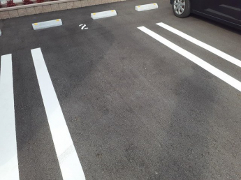 駐車場があるので、車を買う予定の方も安心です