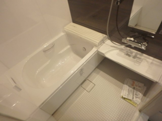 ゆったり過ごせるお風呂です