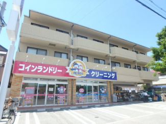 落ち着いた雰囲気の外観です
