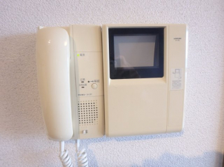 モニター付きインターフォン完備