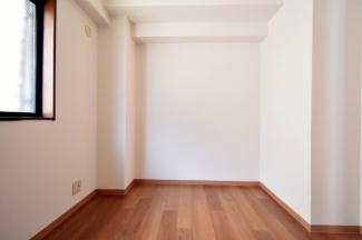 5帖洋室　寝室や子供部屋にも