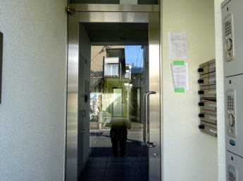 【エントランス】