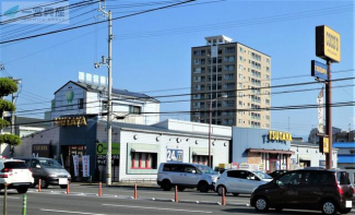 蔦屋まで1000m