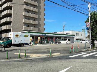ファミリーマート松山竹原店まで528m