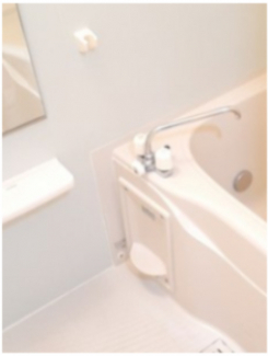 コンパクトで使いやすいお風呂です