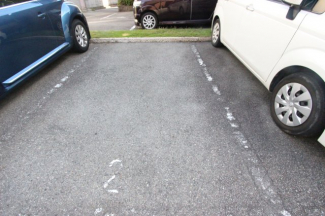 駐車場に車を止められます