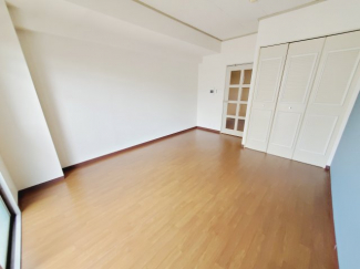 【寝室】