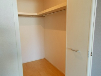 小物を収納するのに便利です