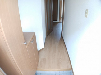 シンプルで使いやすい玄関です