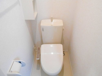 清潔感のあるトイレです