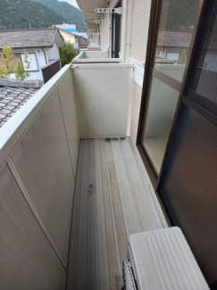 【バルコニー】