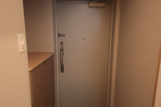 明るい玄関です