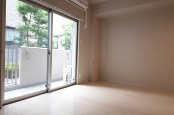 こちらの居間で趣味の時間をお楽しみください