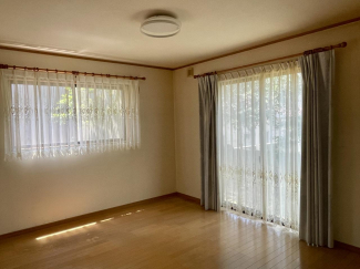 郷桜井　中古住宅の画像
